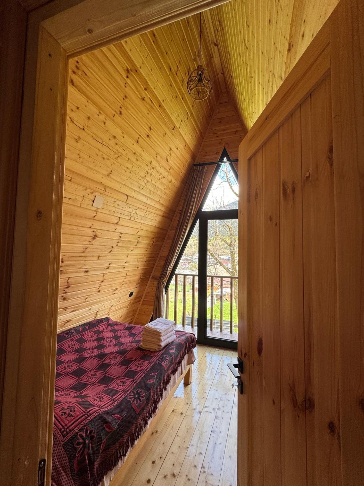 Cozy Jufu Chalet Mestia