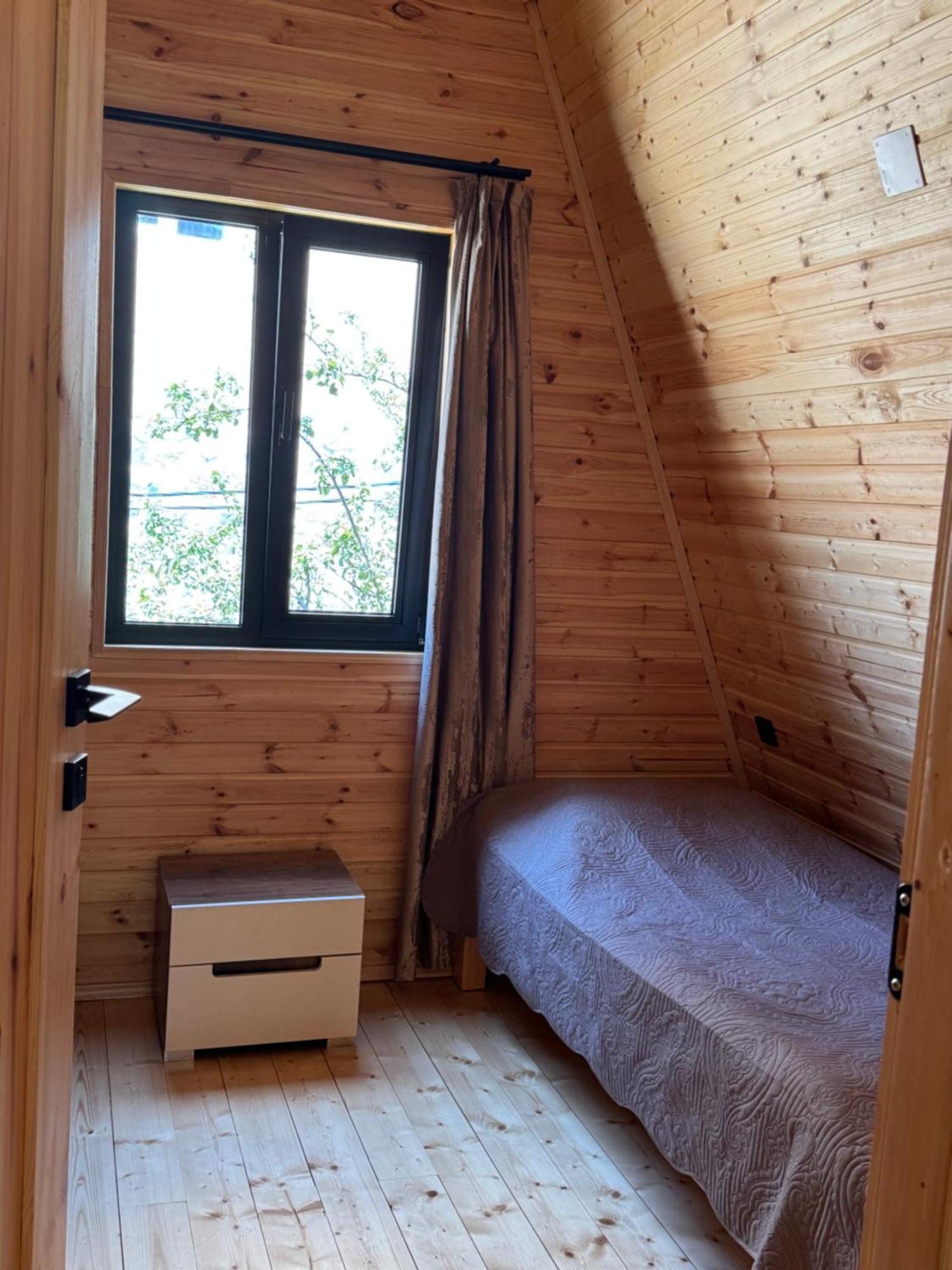 Cozy Jufu Chalet *